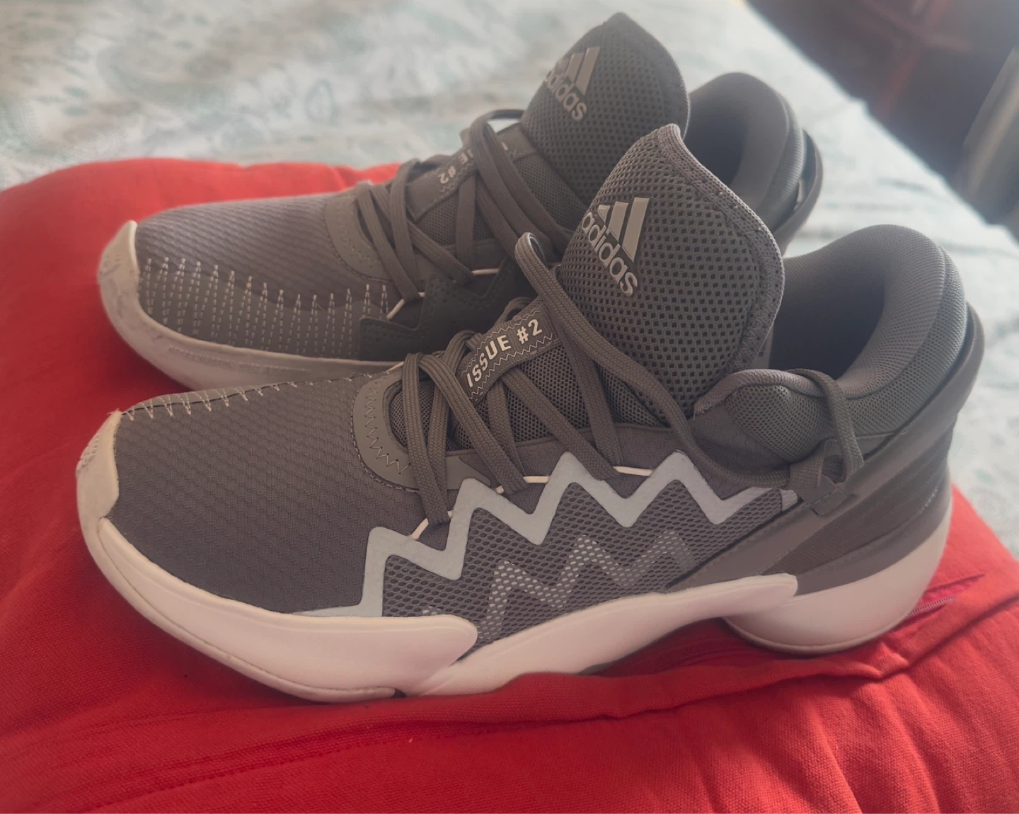 Adidas Don Issue #2 Basketball Shoes ( Size 9) - photo 3