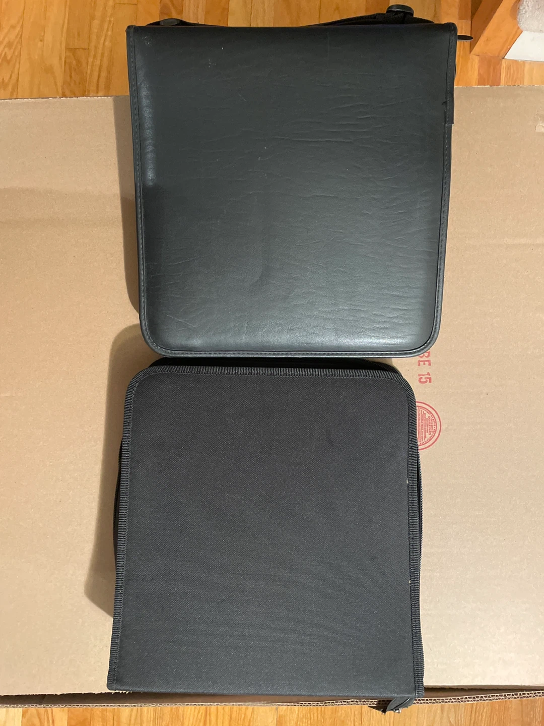 Black CD/DVD Storage Cases Lot of 2 - photo 2