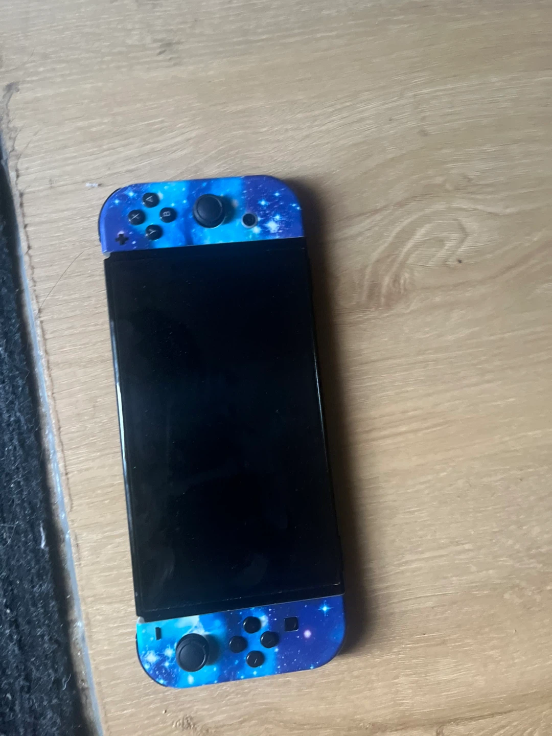 Nintendo Switch Console with Mario Kart 8 Deluxe - photo 2