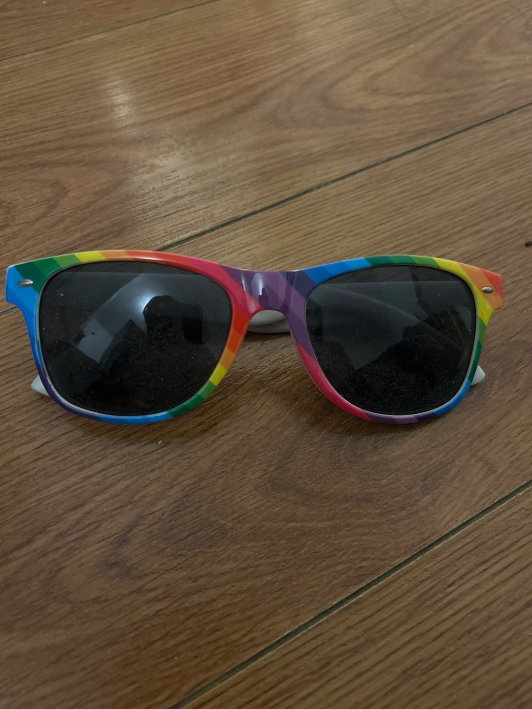 $2 glasses