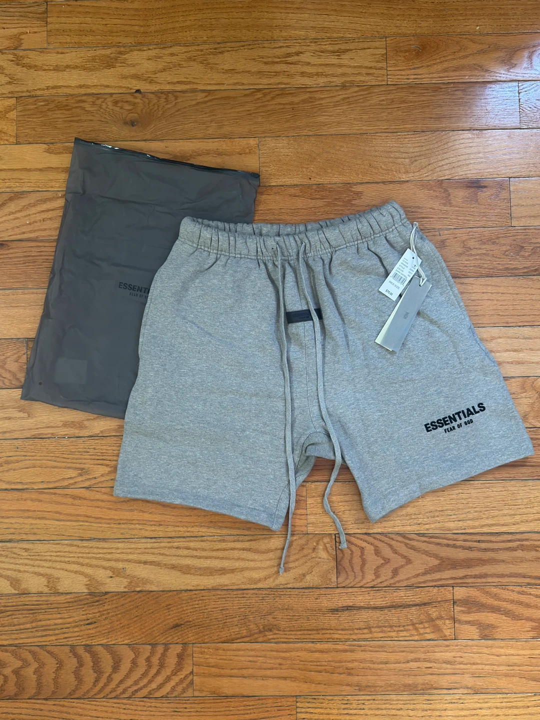 Fear of God Essentials Sweat Shorts Grey