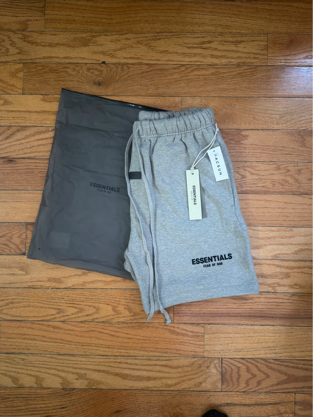 Fear of God Essentials Sweat Shorts Grey - photo 2