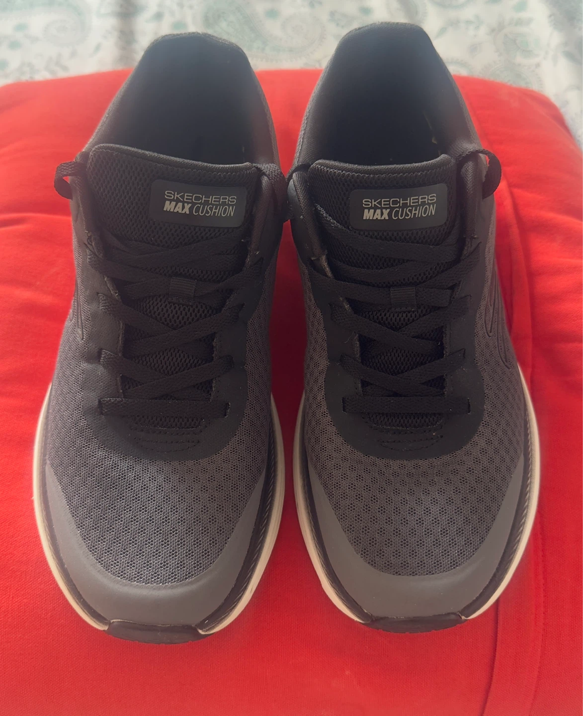 Skechers Max Cushion Running Shoes Size 9.5 - photo 4