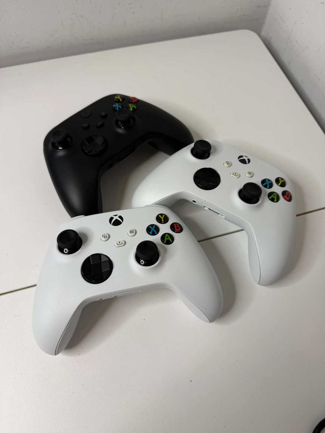Xbox Series Controllers - photo 2