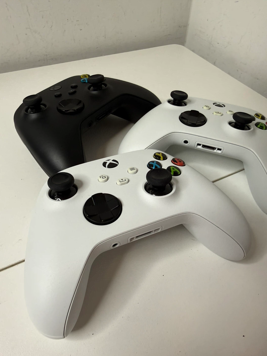 Xbox Series Controllers - photo 3