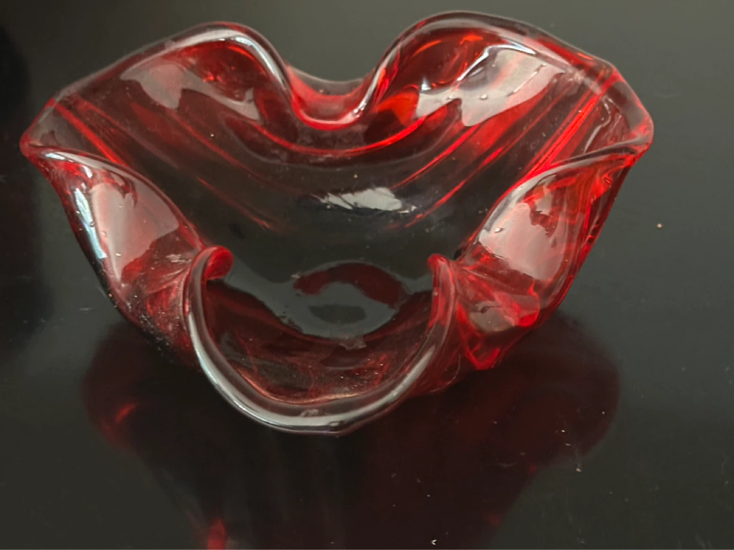 Mid Century Red Art Glass Ashtray - photo 3
