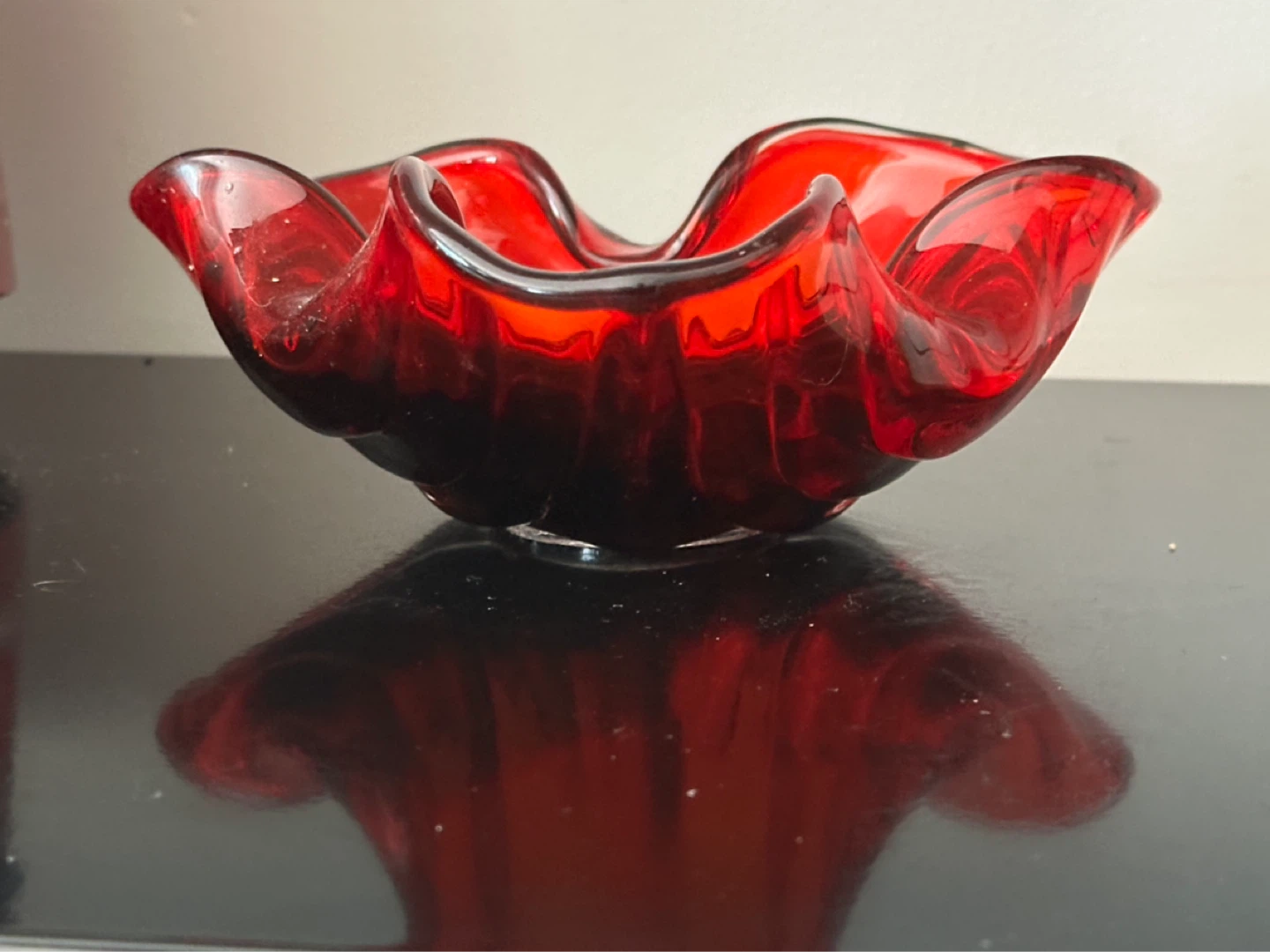 Mid Century Red Art Glass Ashtray - photo 2