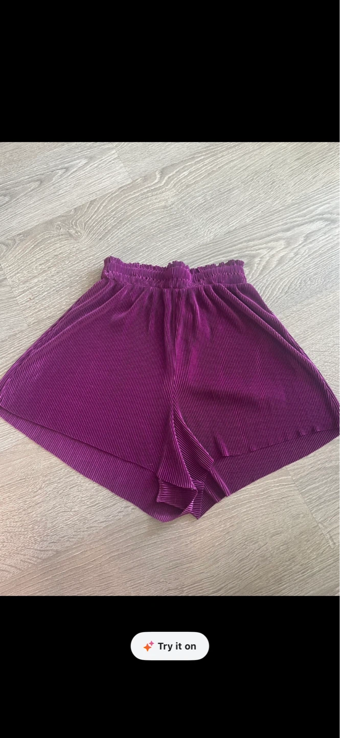 Zara Purple Pleated Shorts-size medium