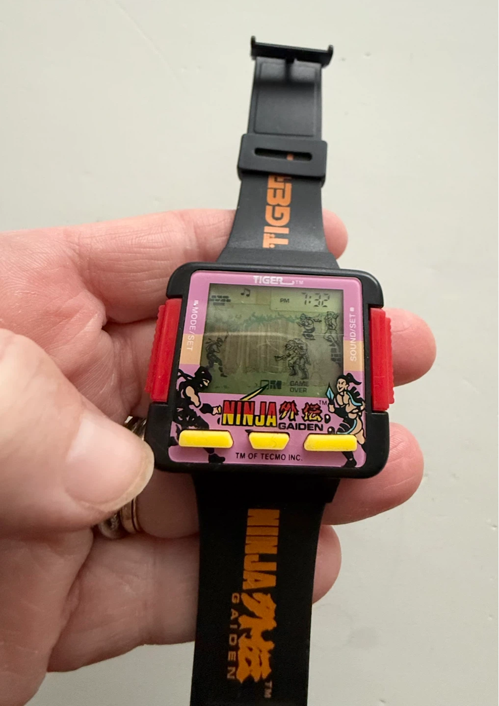 Tiger Electronics Ninja Gaiden Handheld Game Watch - photo 4