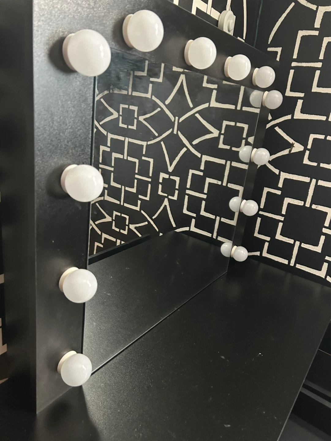 Black Vanity Desk W Mirror - photo 2