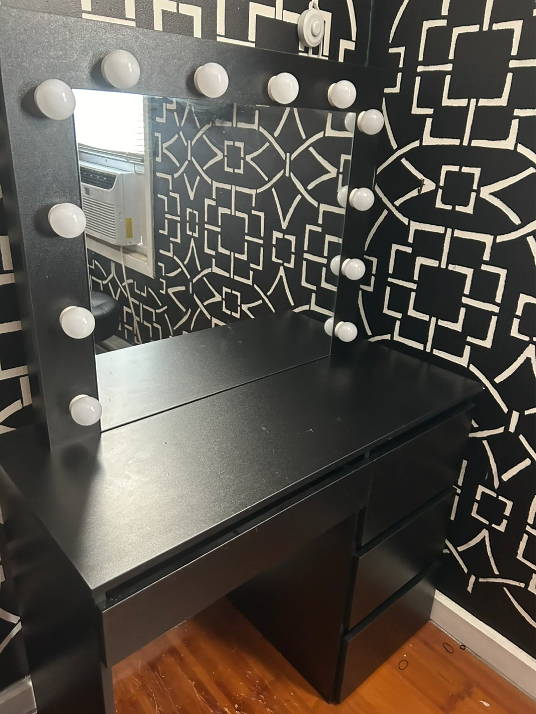 Black Vanity Desk W Mirror