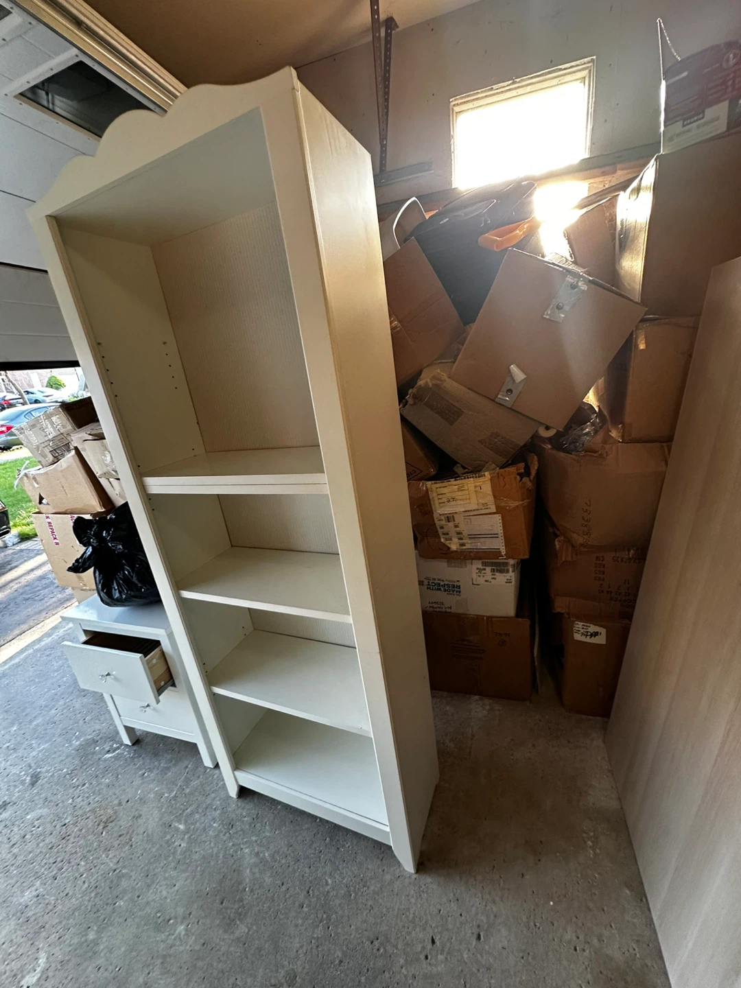 Ikea bookshelf - photo 2