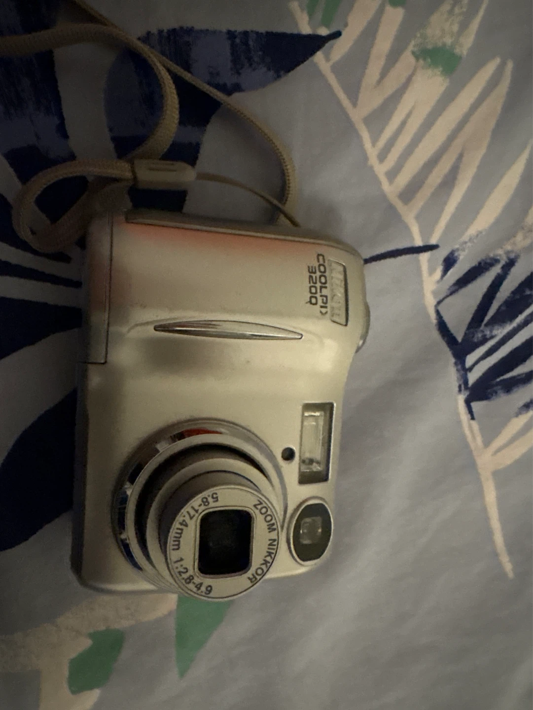 nikon coolpix 3200