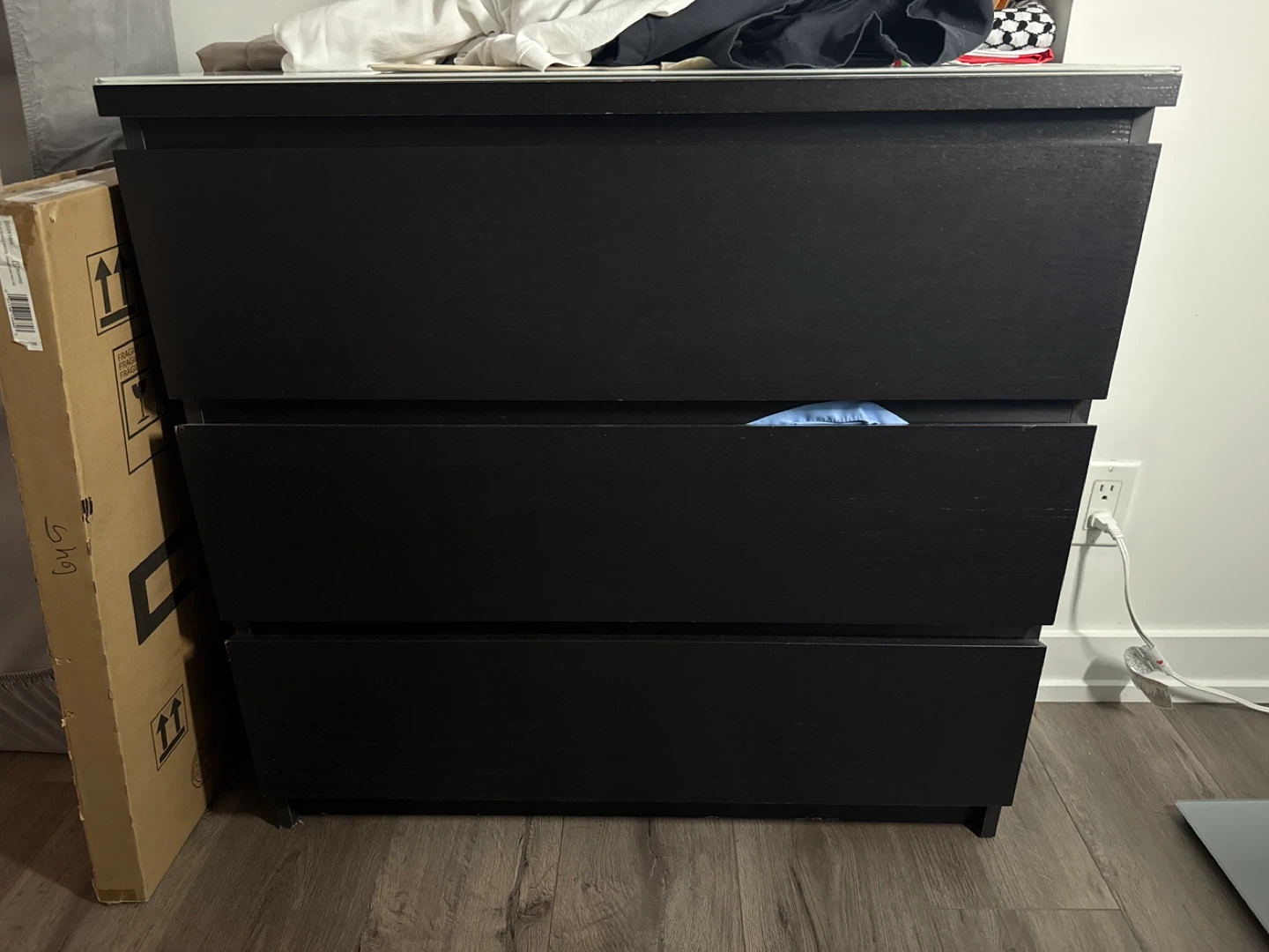 Ikea Malm 3 Drawer Chest