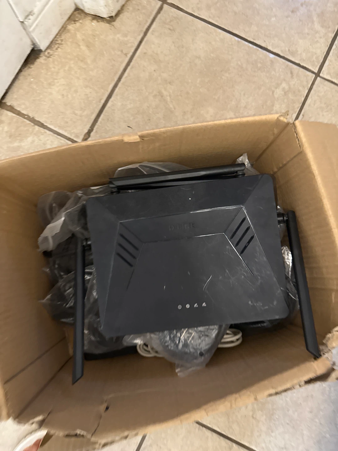 D-Link Router and Assorted Cables Bundle - photo 3