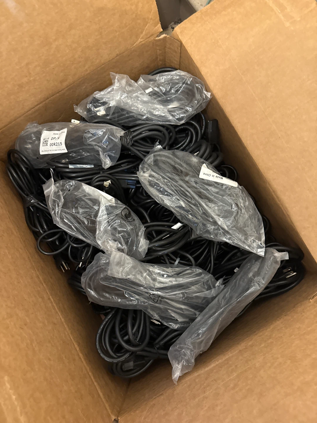 D-Link Router and Assorted Cables Bundle - photo 4