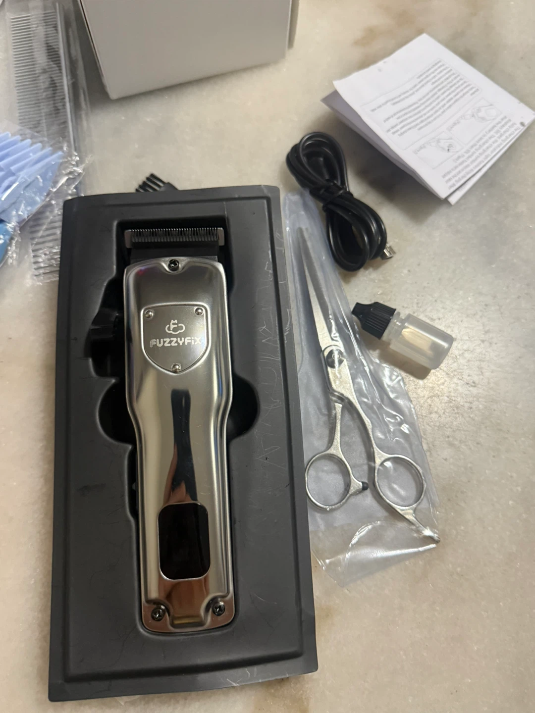 NEW FuzzyFix Pet Clippers for Heavy Coats - photo 3