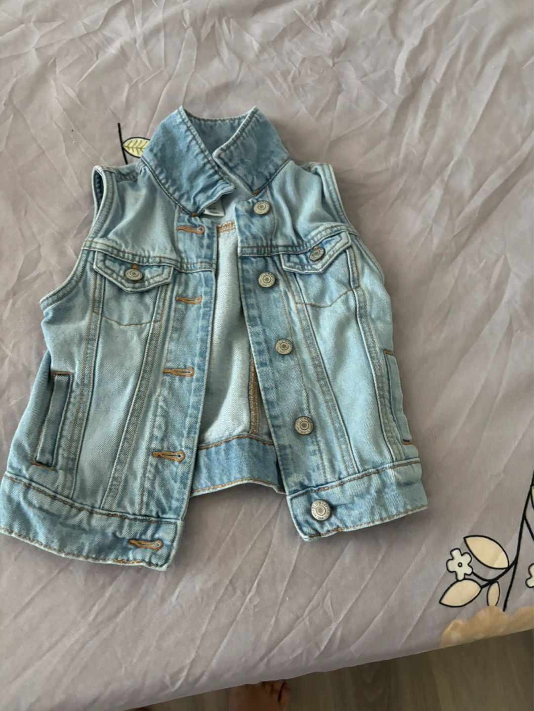 Old Navy Light Wash Denim Vest Size XS (5)