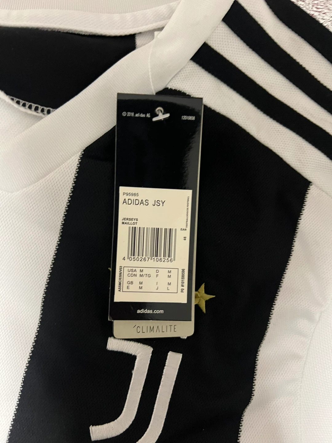 Adidas Juventus Ronaldo 7 Jersey - Size Medium - photo 2