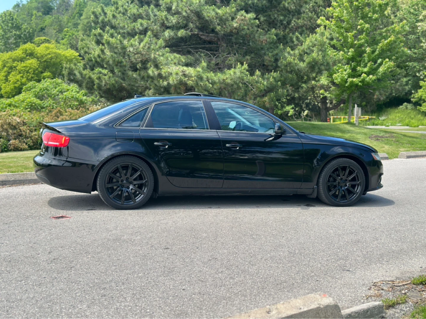 Black Audi A4 2.0T Sedan - photo 3