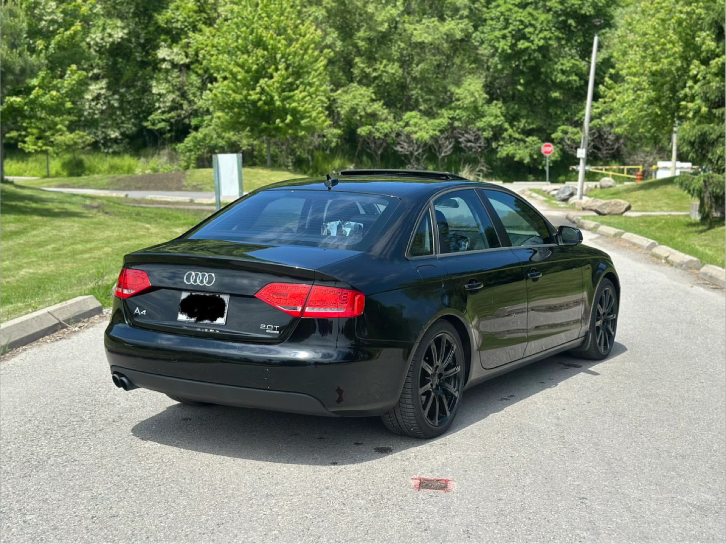 Black Audi A4 2.0T Sedan - photo 4