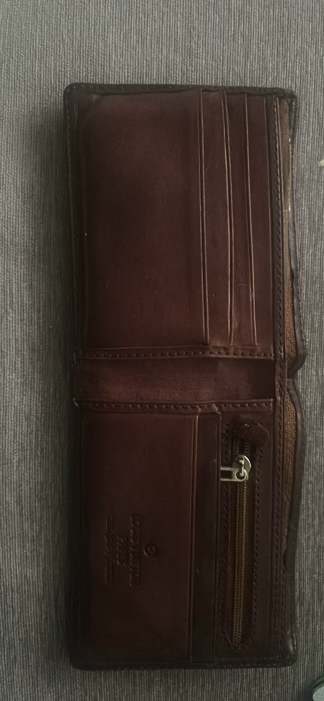 Louis Vuitton Wallet - photo 2