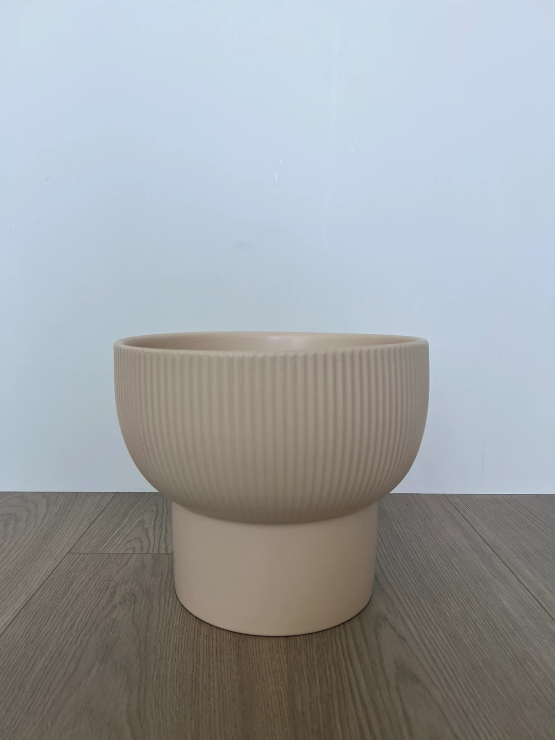 Modern Cream Ribbed Ceramic Pot