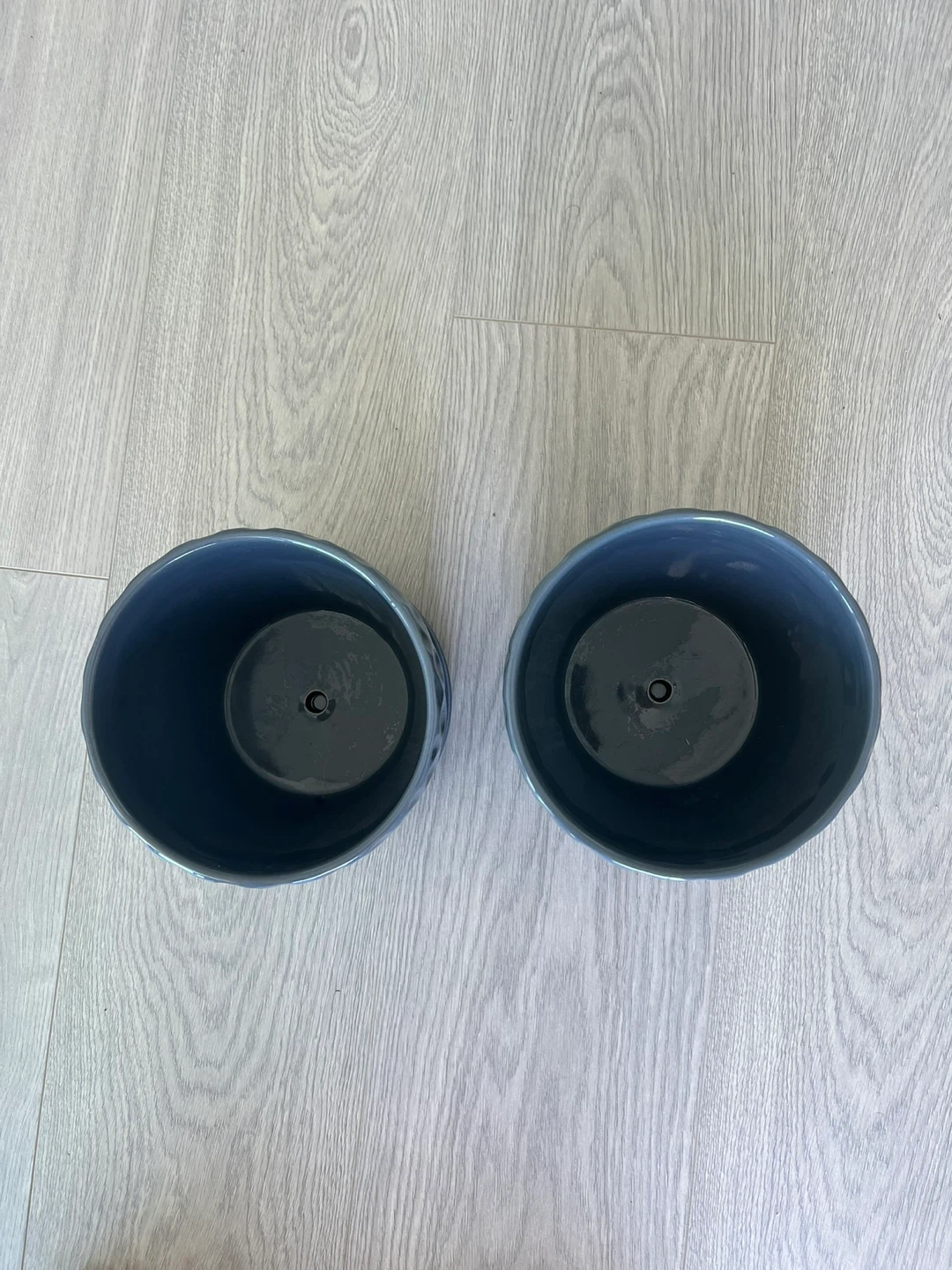 Pair of Grey Textured Ceramic Planters with Saucers - photo 2