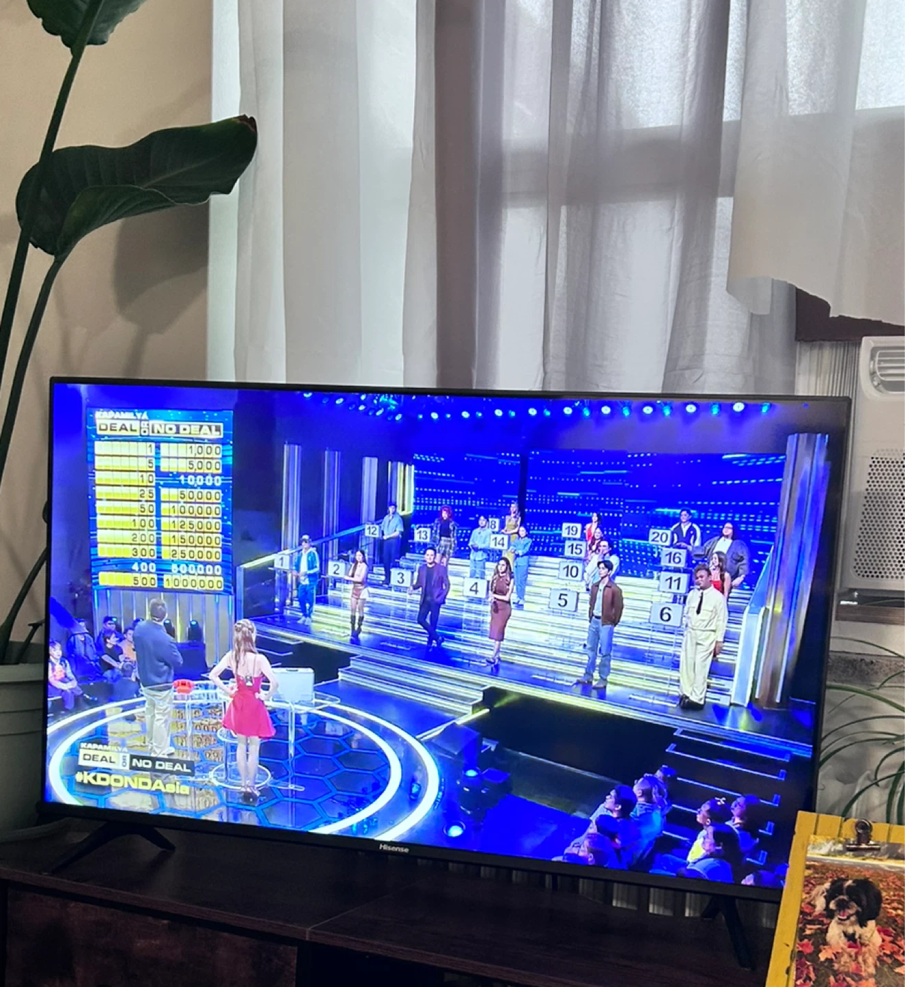 Hisense Television 40 inches-smart tv - photo 2