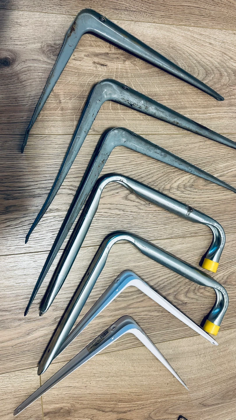 Metal Shelf Brackets Lot