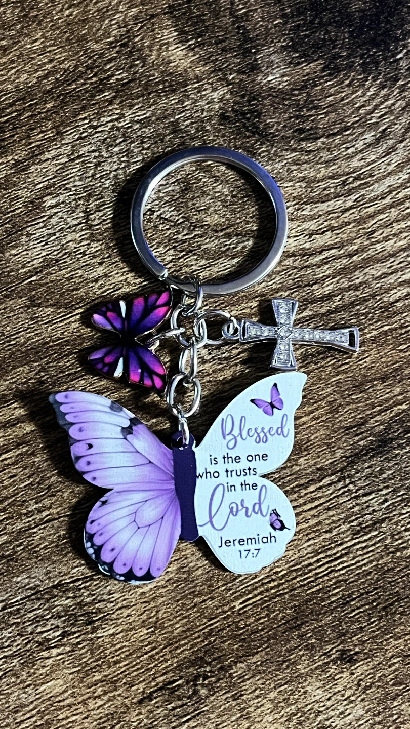 ⚽️ Butterfly and Cross Keychain - photo 2