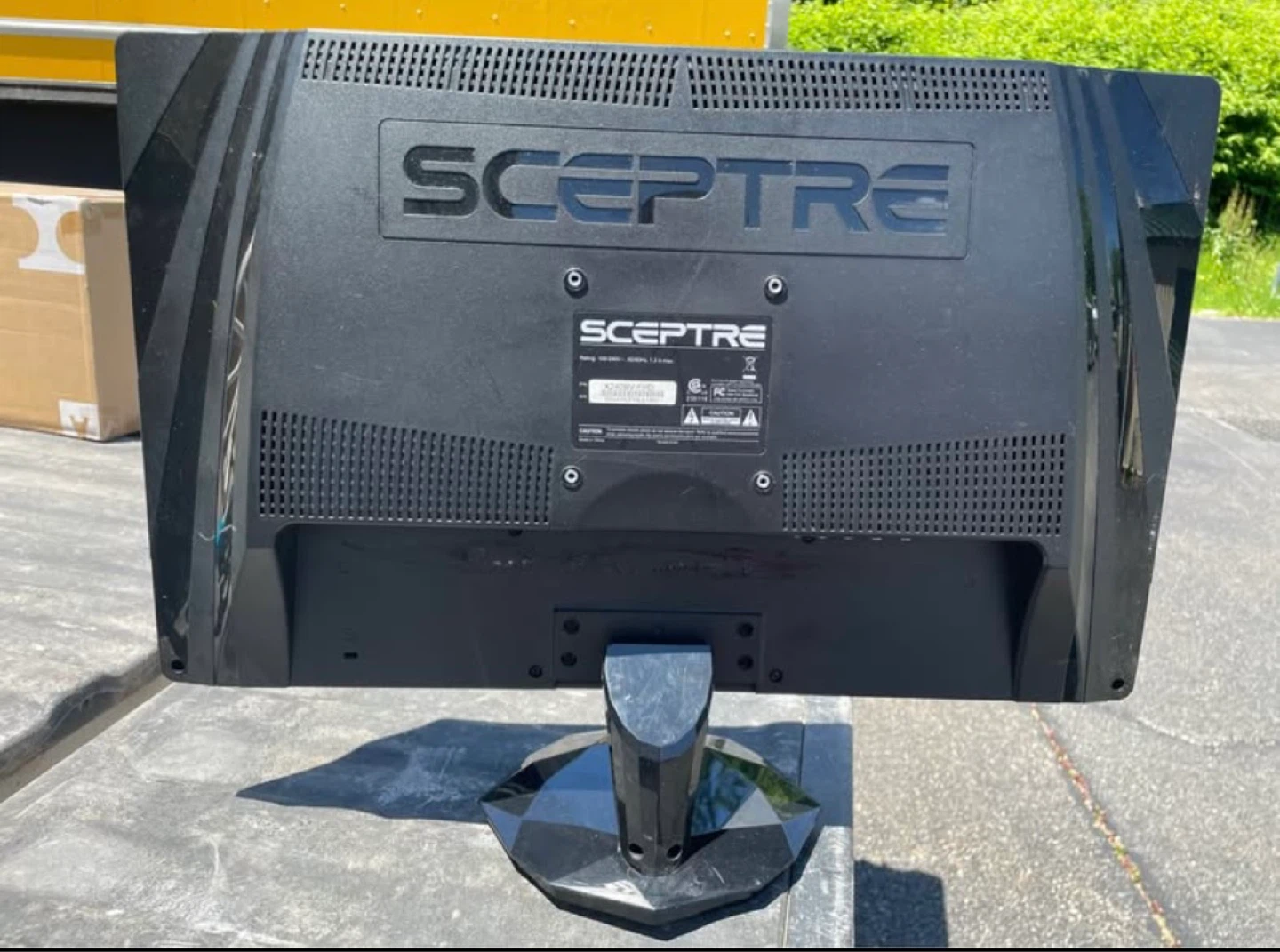 Sceptre 24" Monitor - photo 2