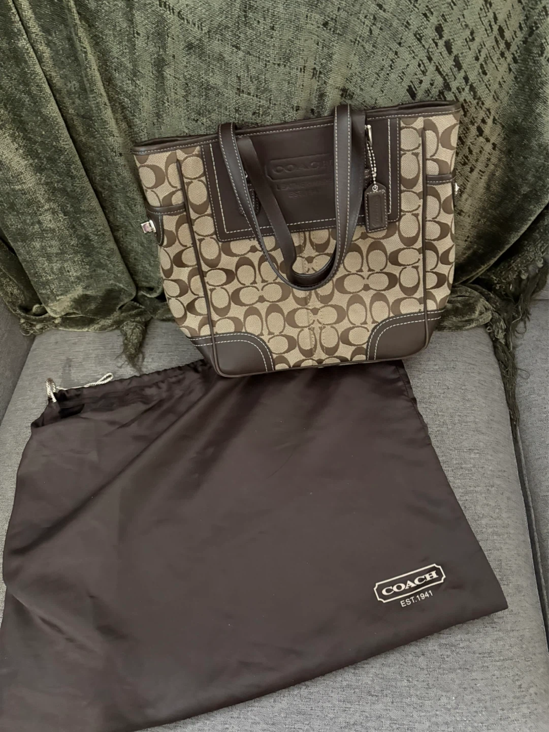 Coach Signature Tote Bag with Dust Bag - photo 2