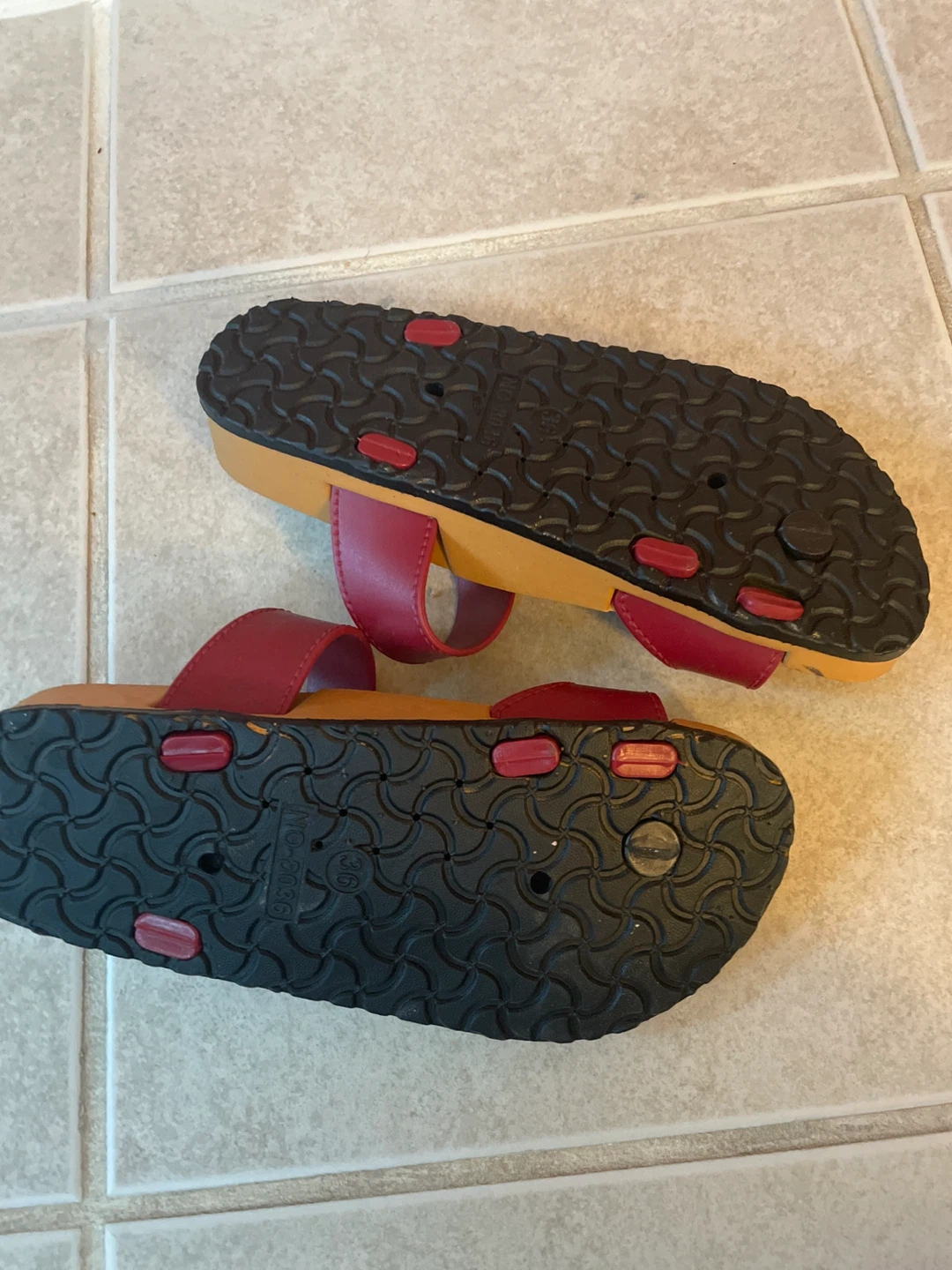 Birkenstock Red Sandals Size 3-6 youth - photo 2