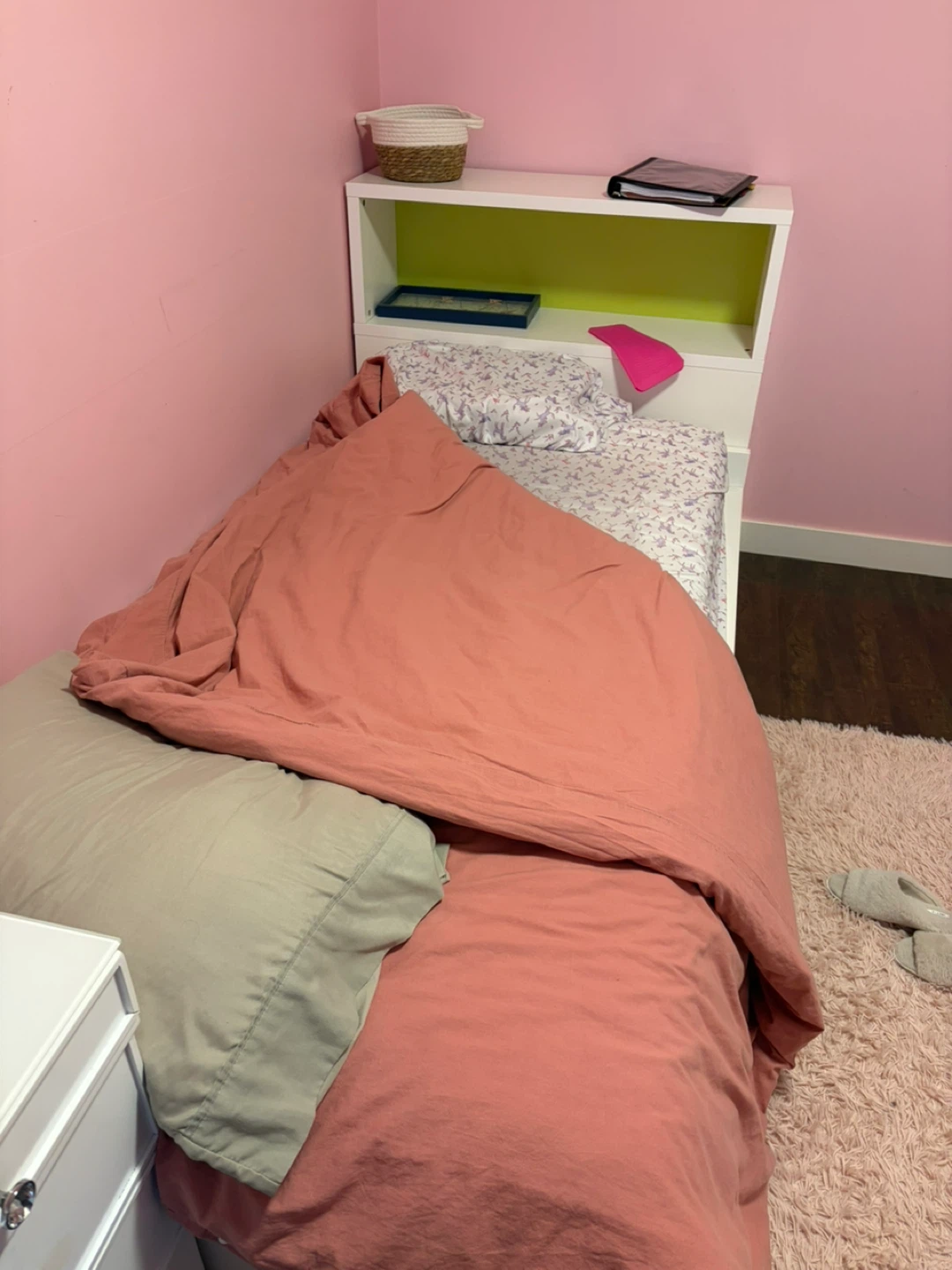 Single Bed Frame with Bookshelf Headboard