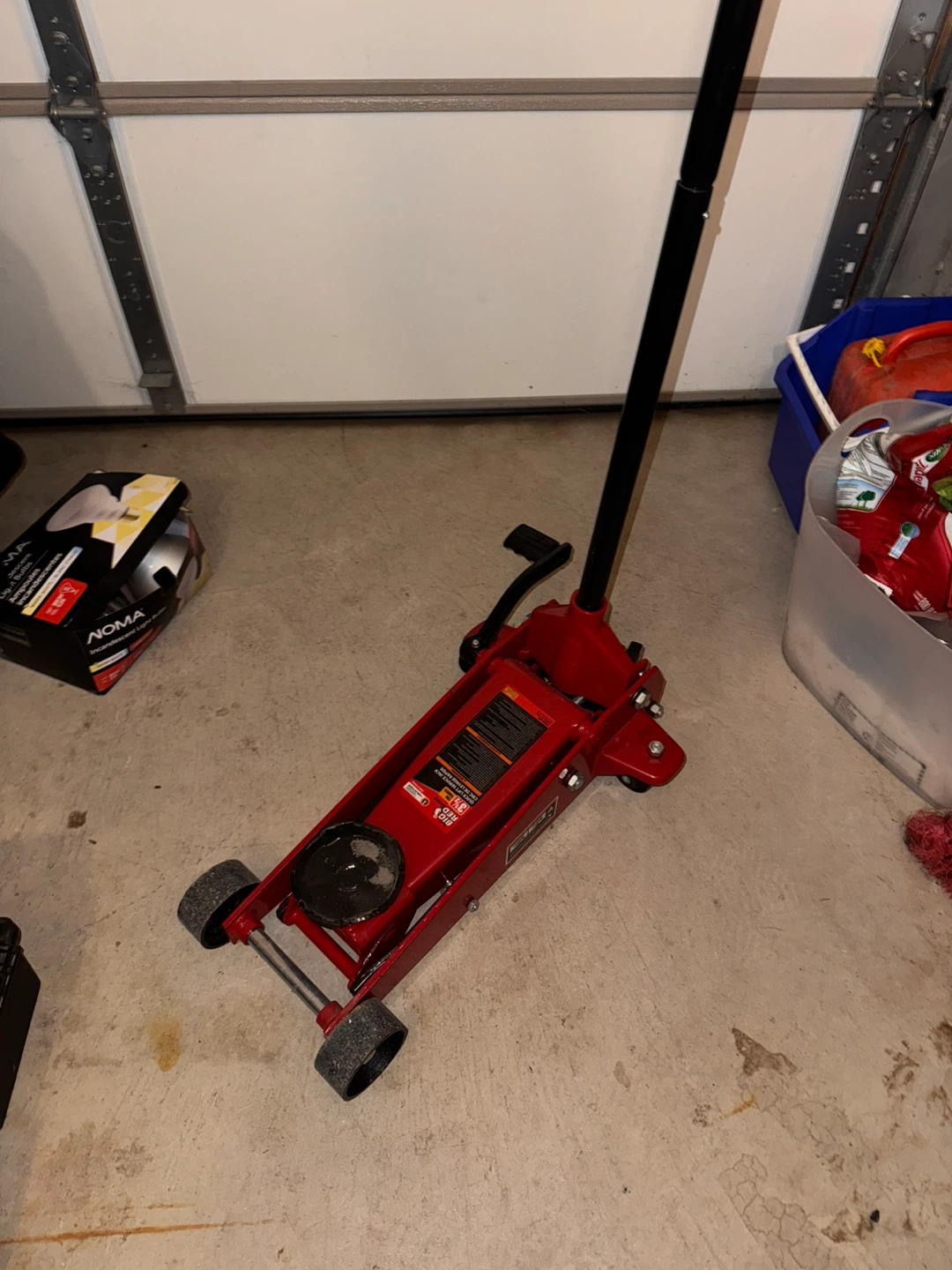 Big Red Jacks 3 1/2 Ton Quick Lift Service Jack