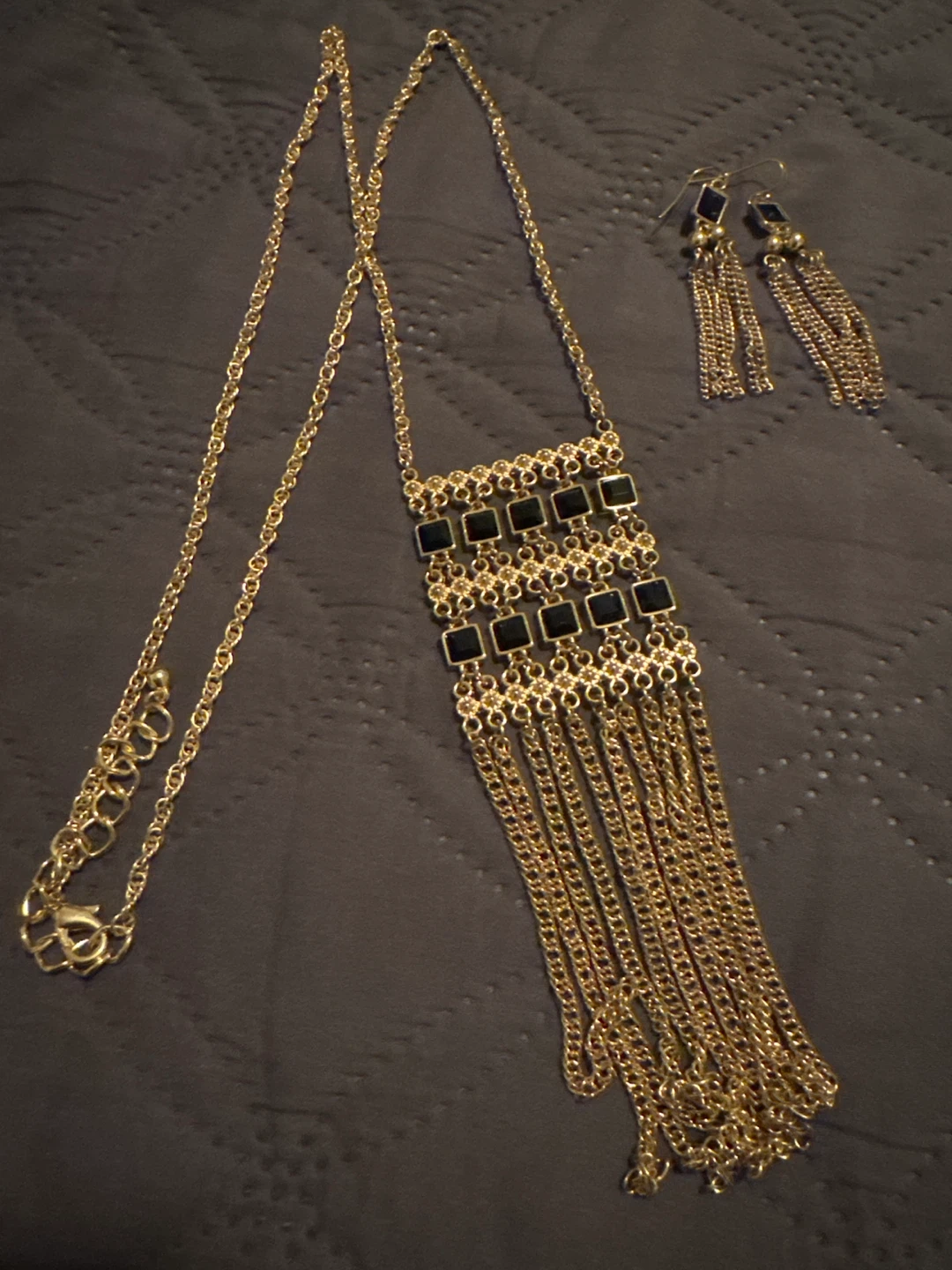 Gold Tone Necklace and Earring Set with Black Accents ⚽