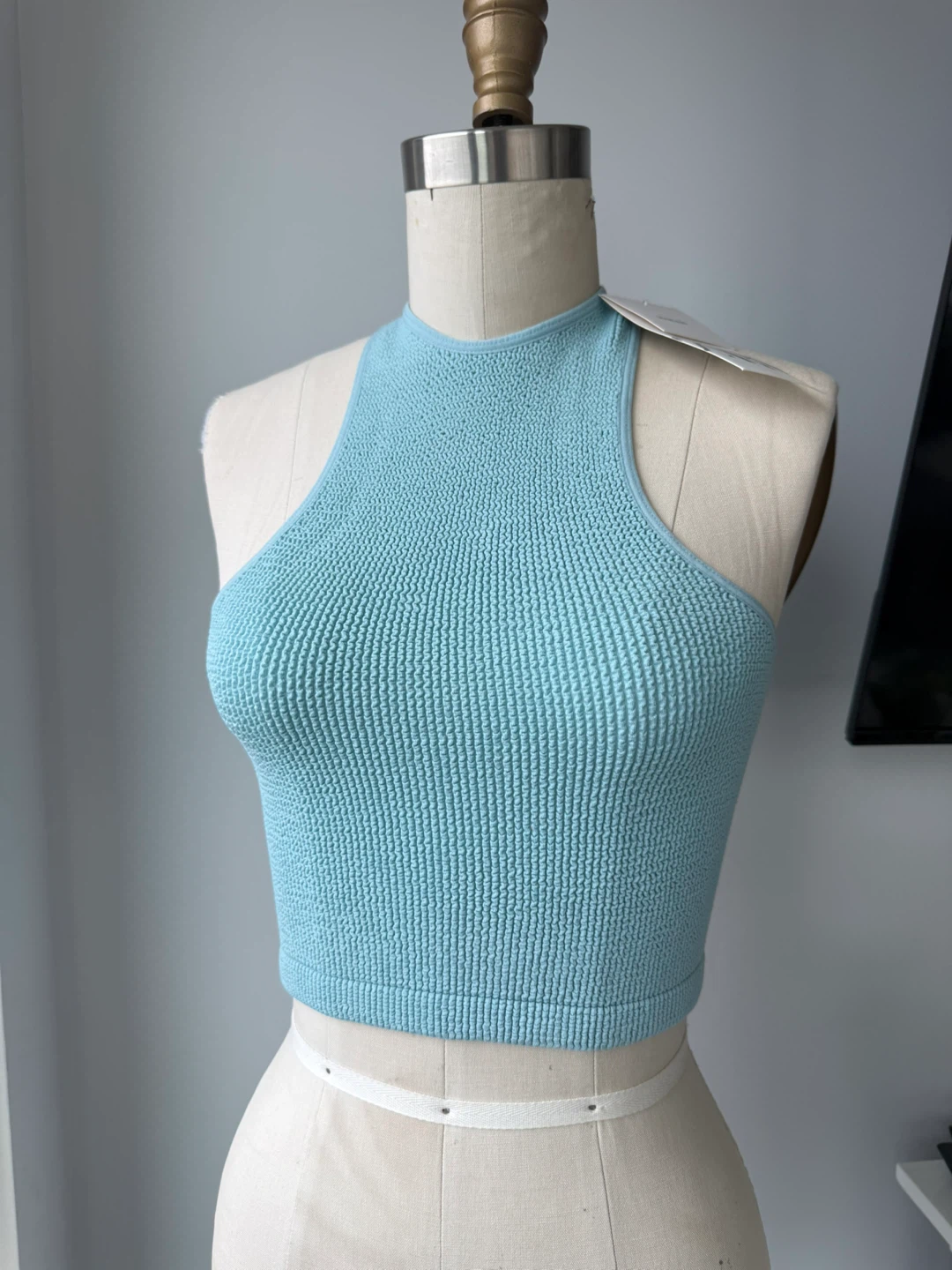 ⚽️New with tags Zara Crop Tank Top size xs