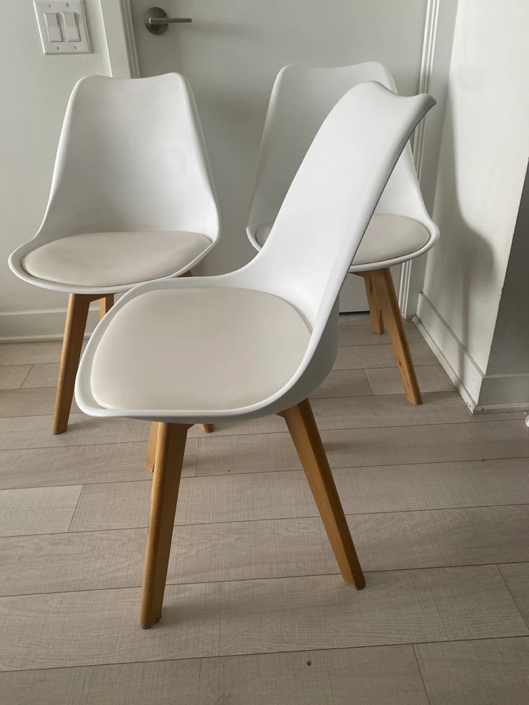 White dining room chairs - photo 5