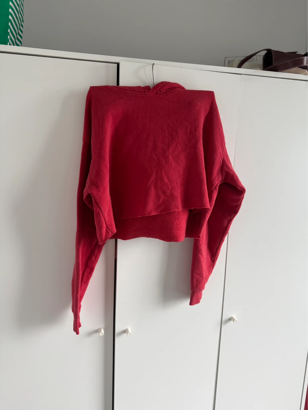 Red Cropped Hoodie ⚽️