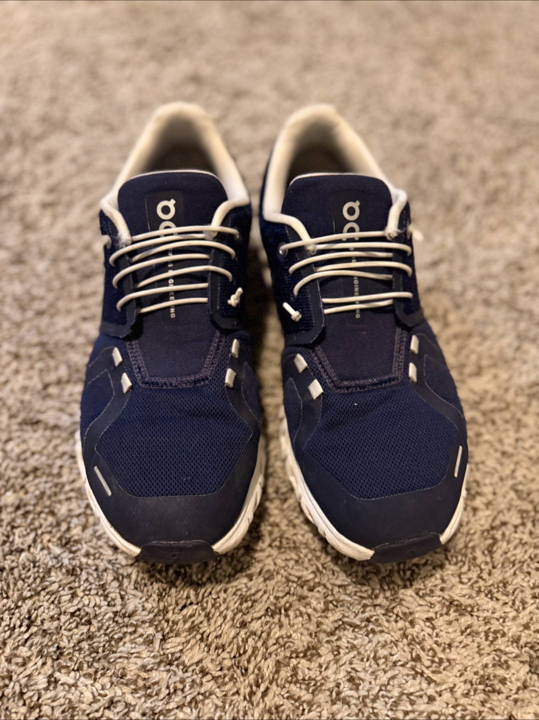 ON Running Cloud Waterproof Shoes