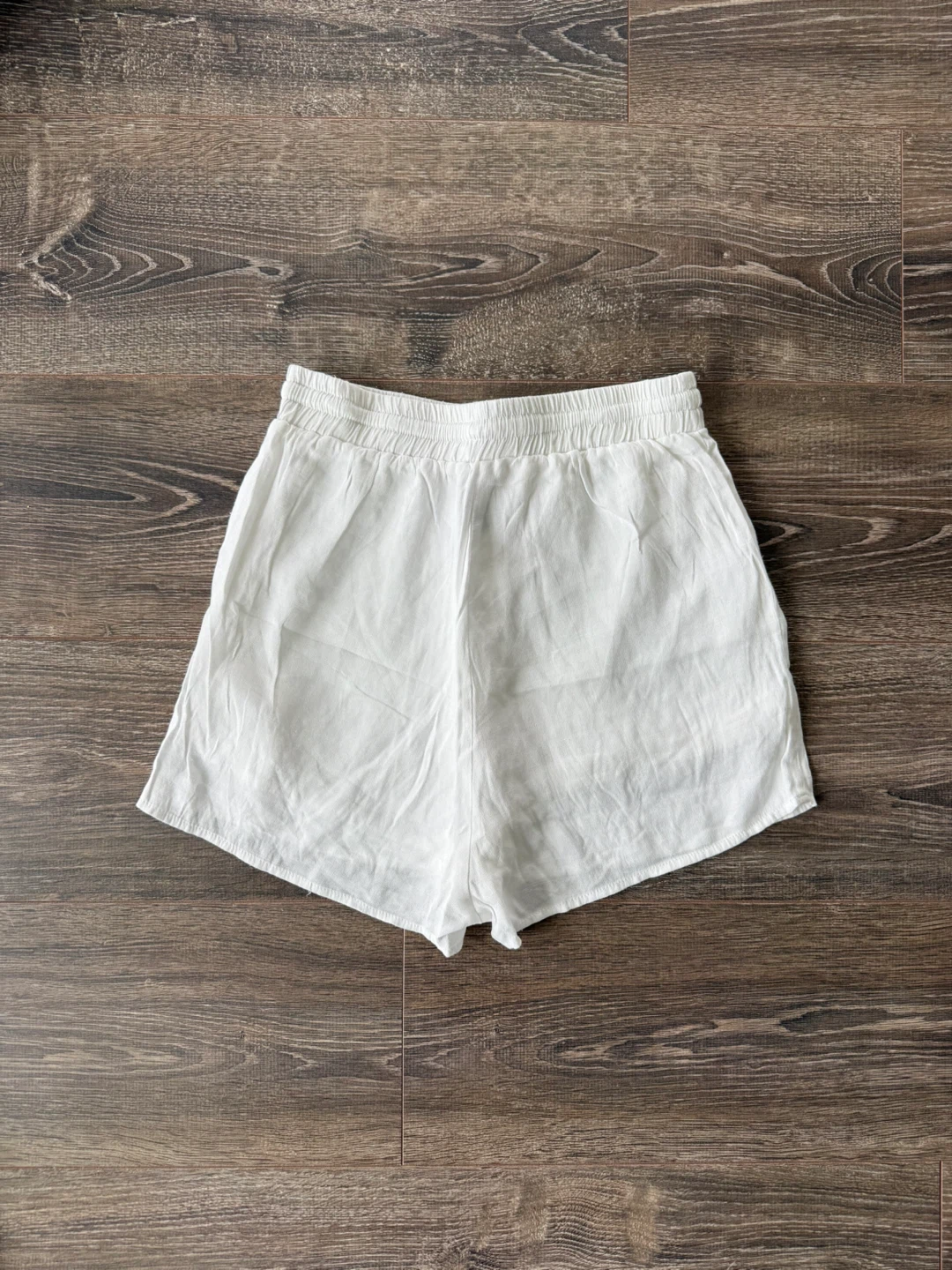 ⚽️Princess Polly White Shorts size 4 - photo 2