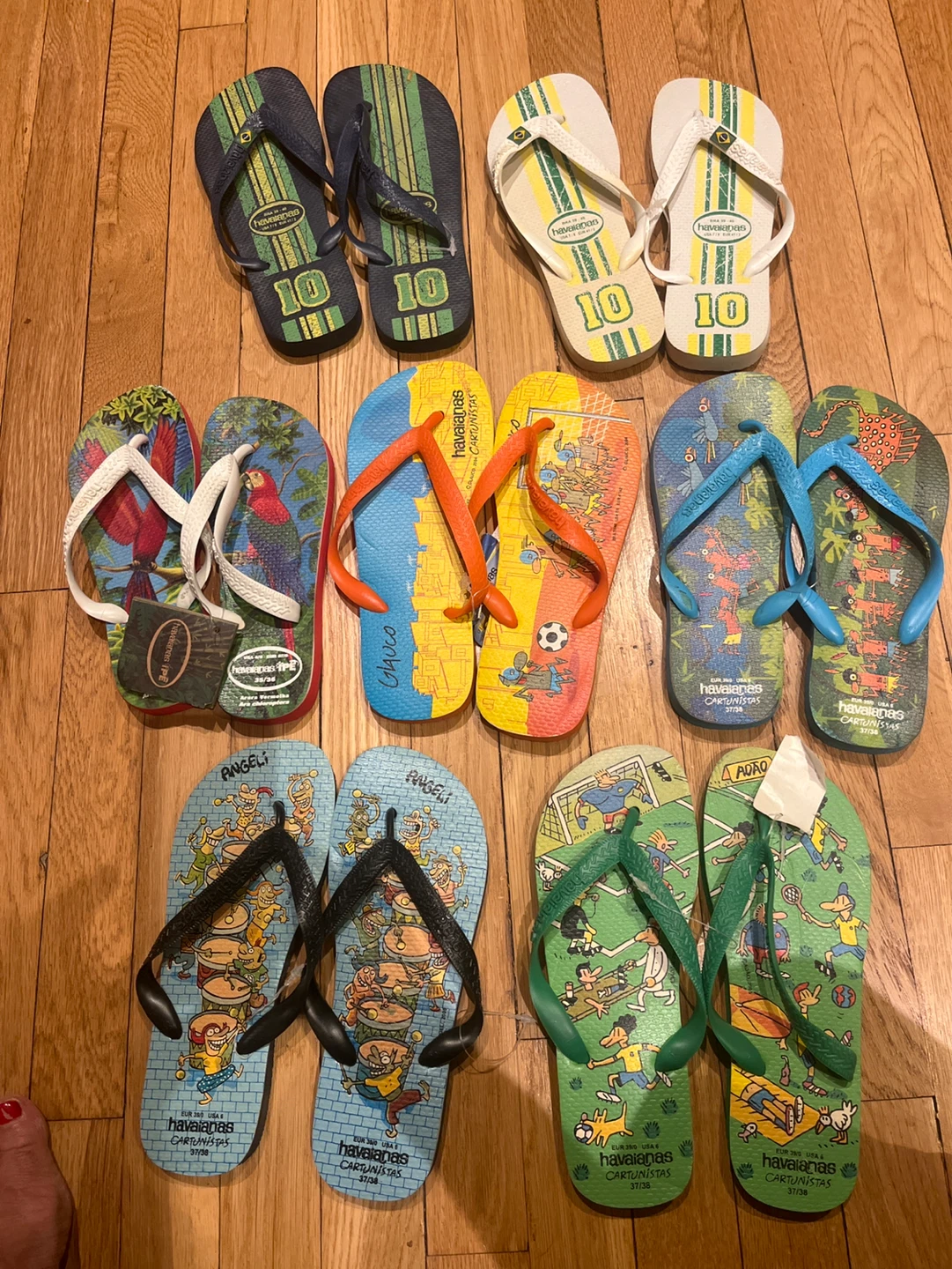 Havaianas Flip Flops Bundle - Assorted Styles & Sizes