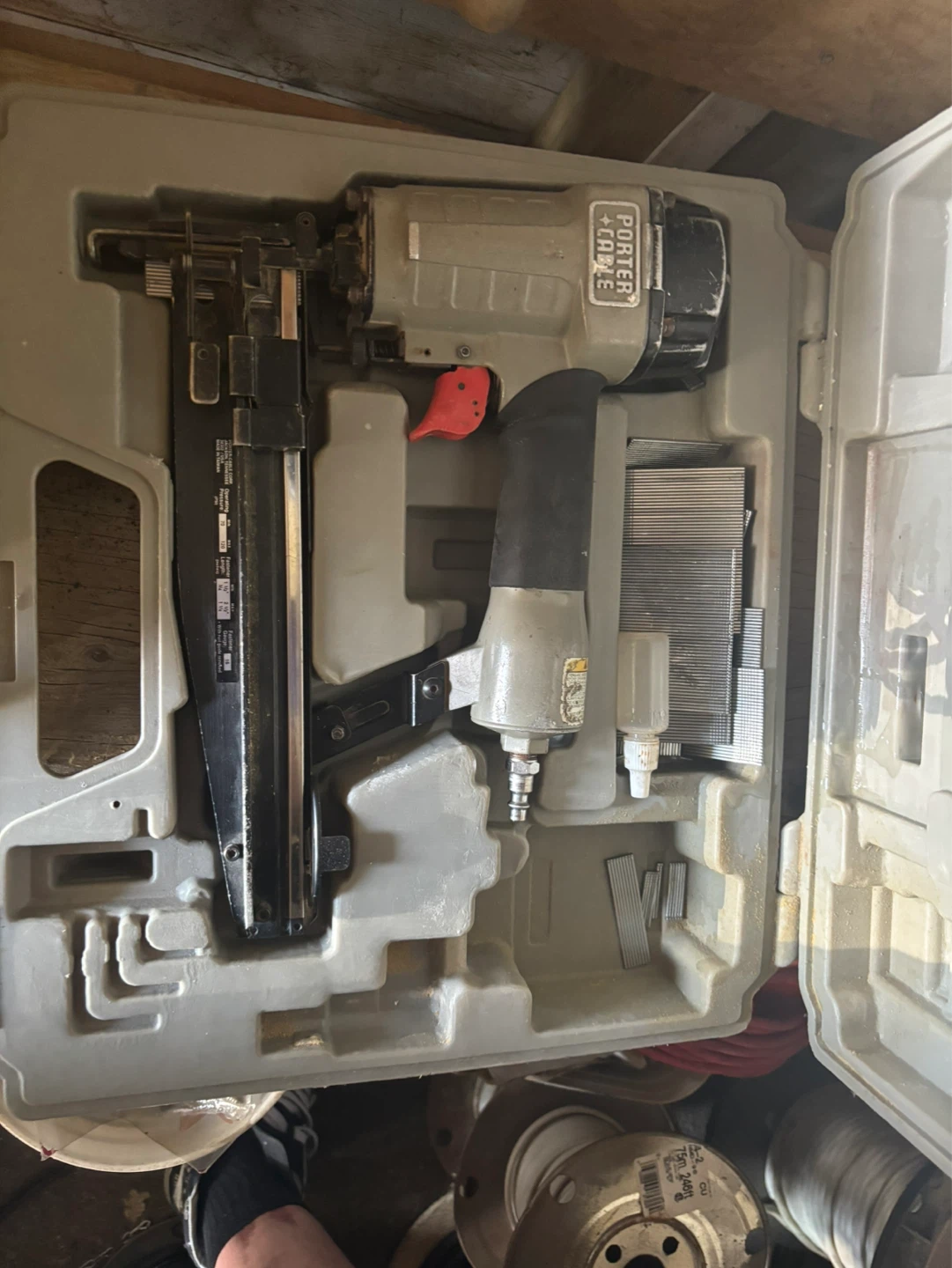 Porter-Cable Brad Nailer Kit - photo 2