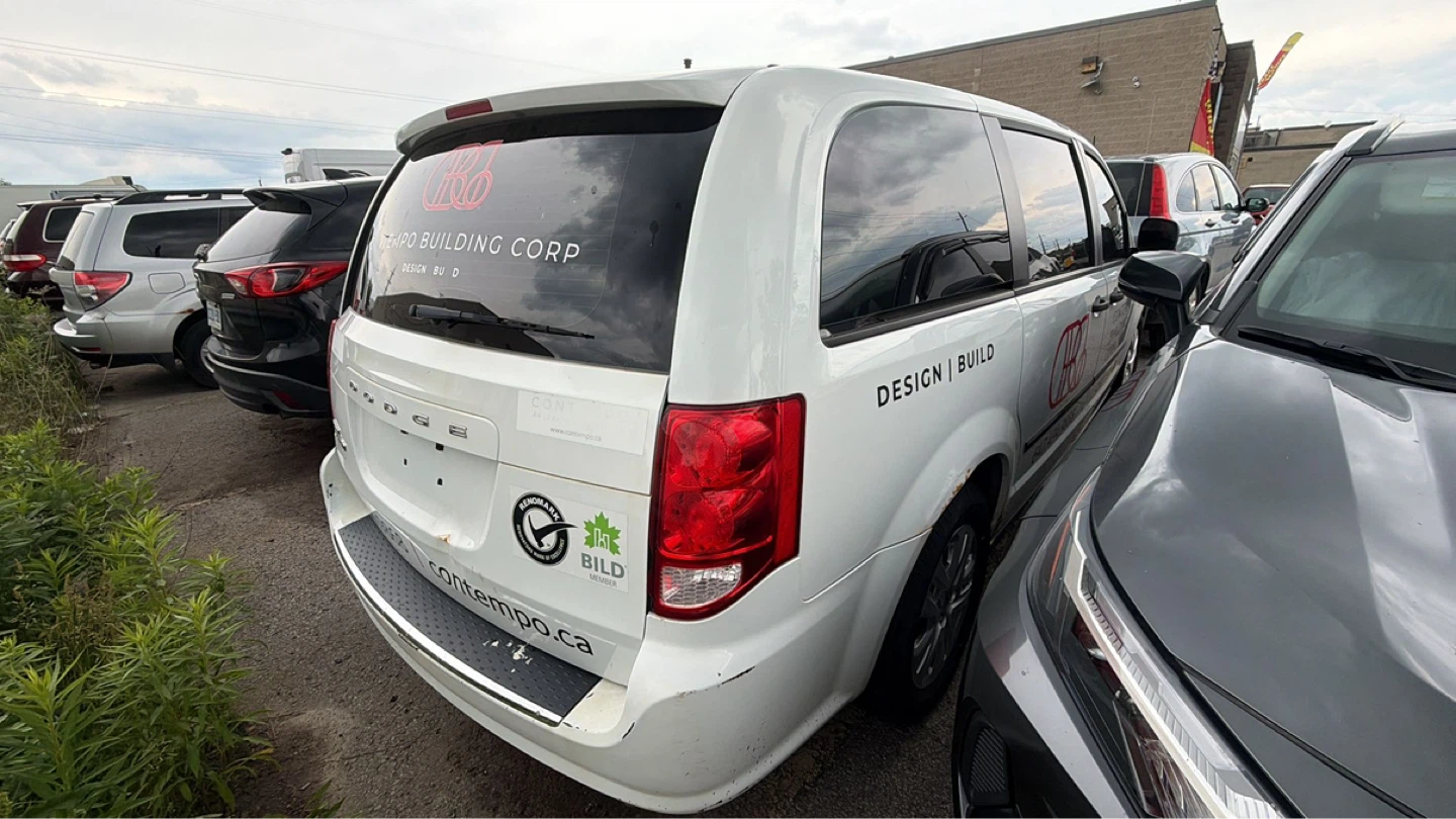 White Dodge Grand Caravan Minivan 2014 with safety check - photo 5