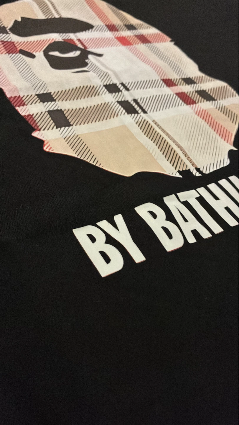 BAPE Burberry T-Shirt - Size M,L - photo 3