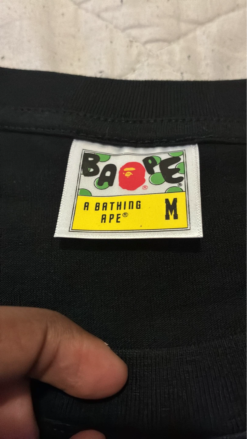BAPE Burberry T-Shirt - Size M,L - photo 2