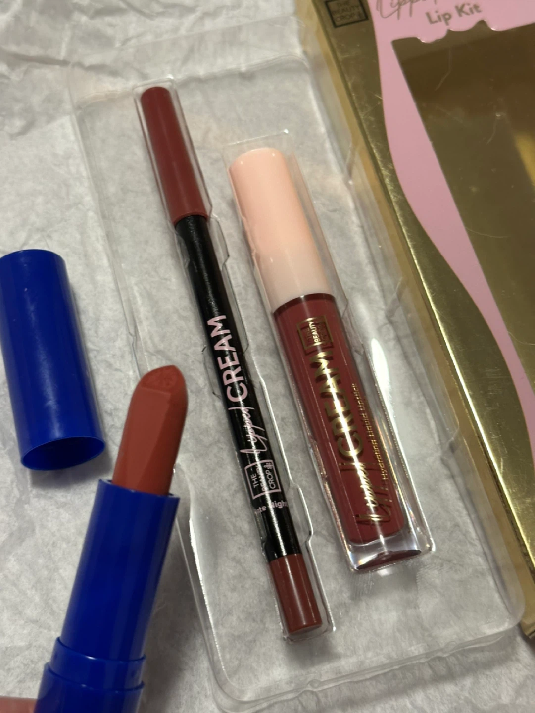 THE BEAUTY SCOPE Lip Kit Hydrating Liquid Lipstick and Liner
