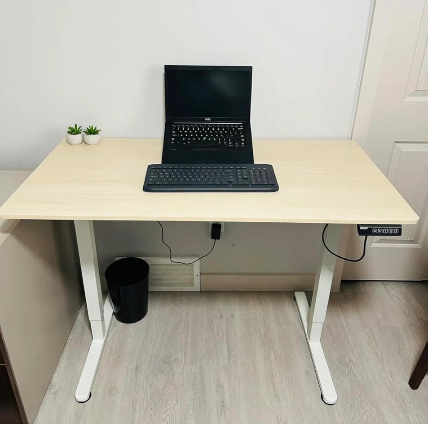 Electric Standing Desk