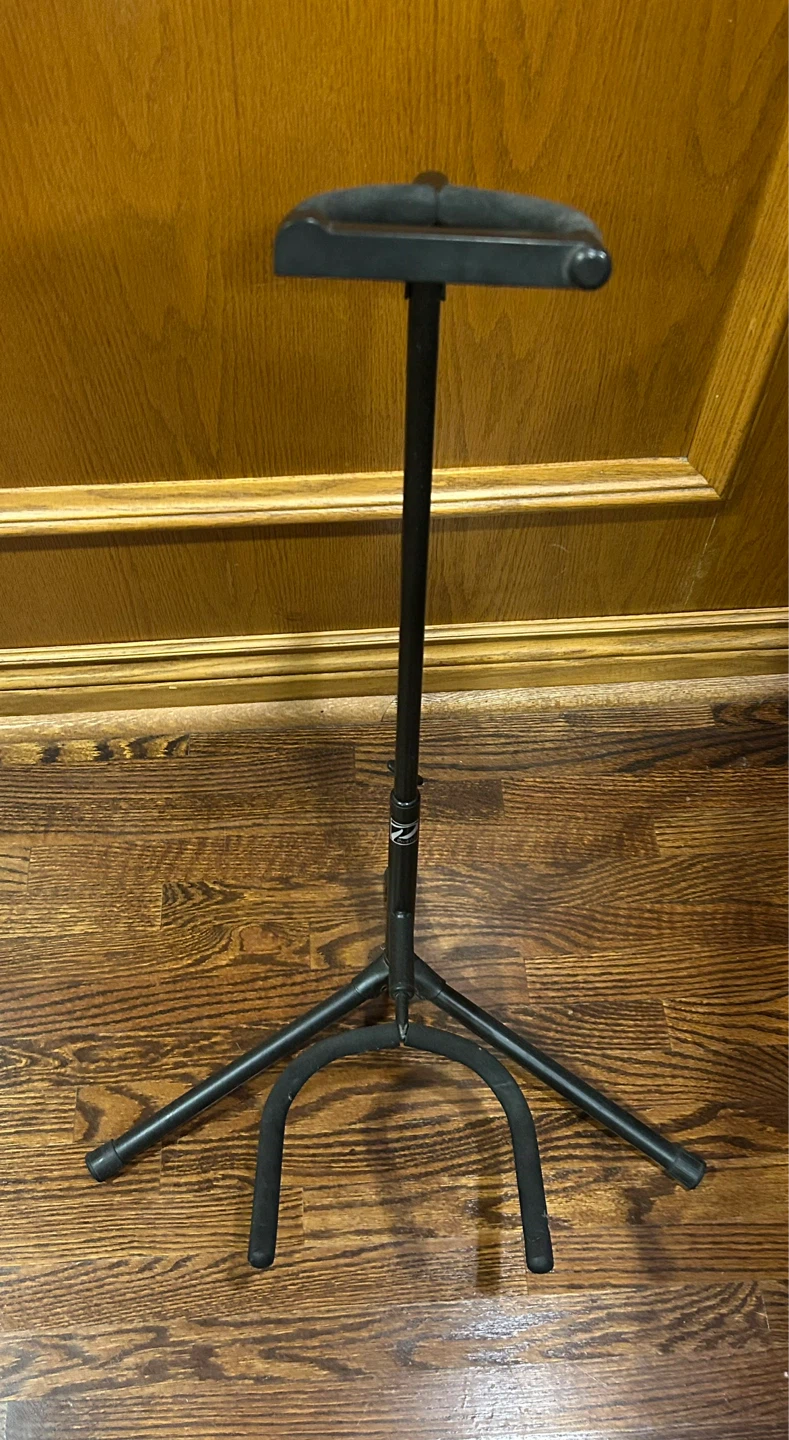 Tradition Acoustic Guitar & stand - photo 3